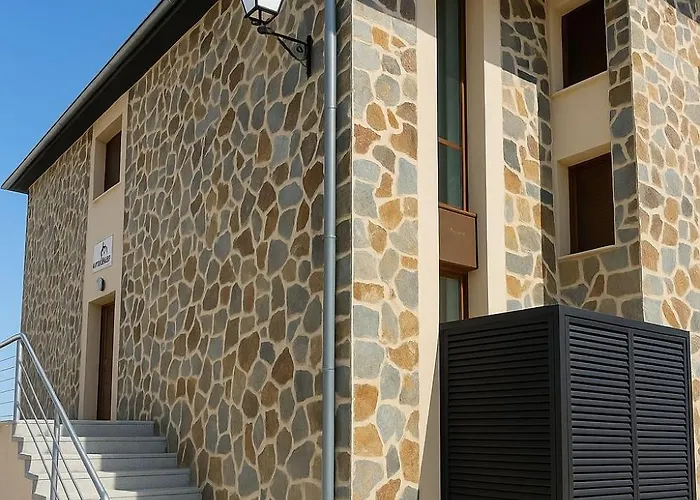 Pundak Valle Del Jerte Hostal *